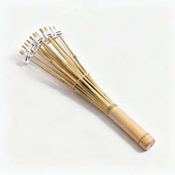 Guard canes and clips: A bundle of thin bamboo canes with small plastic clips