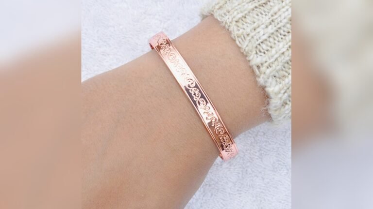 How to Choose Magnetic Wristband: Ultimate Guide for Perfect Fit